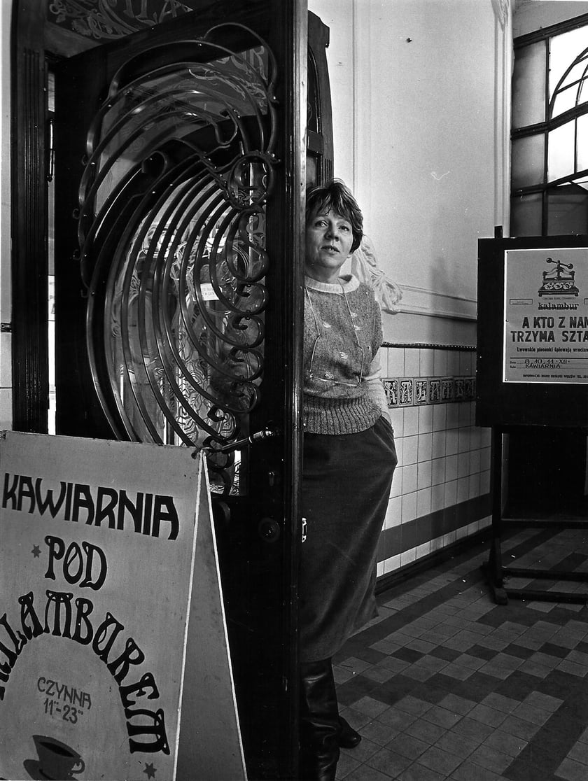 Kawiarnia Kalambur. Halina Litwiniec